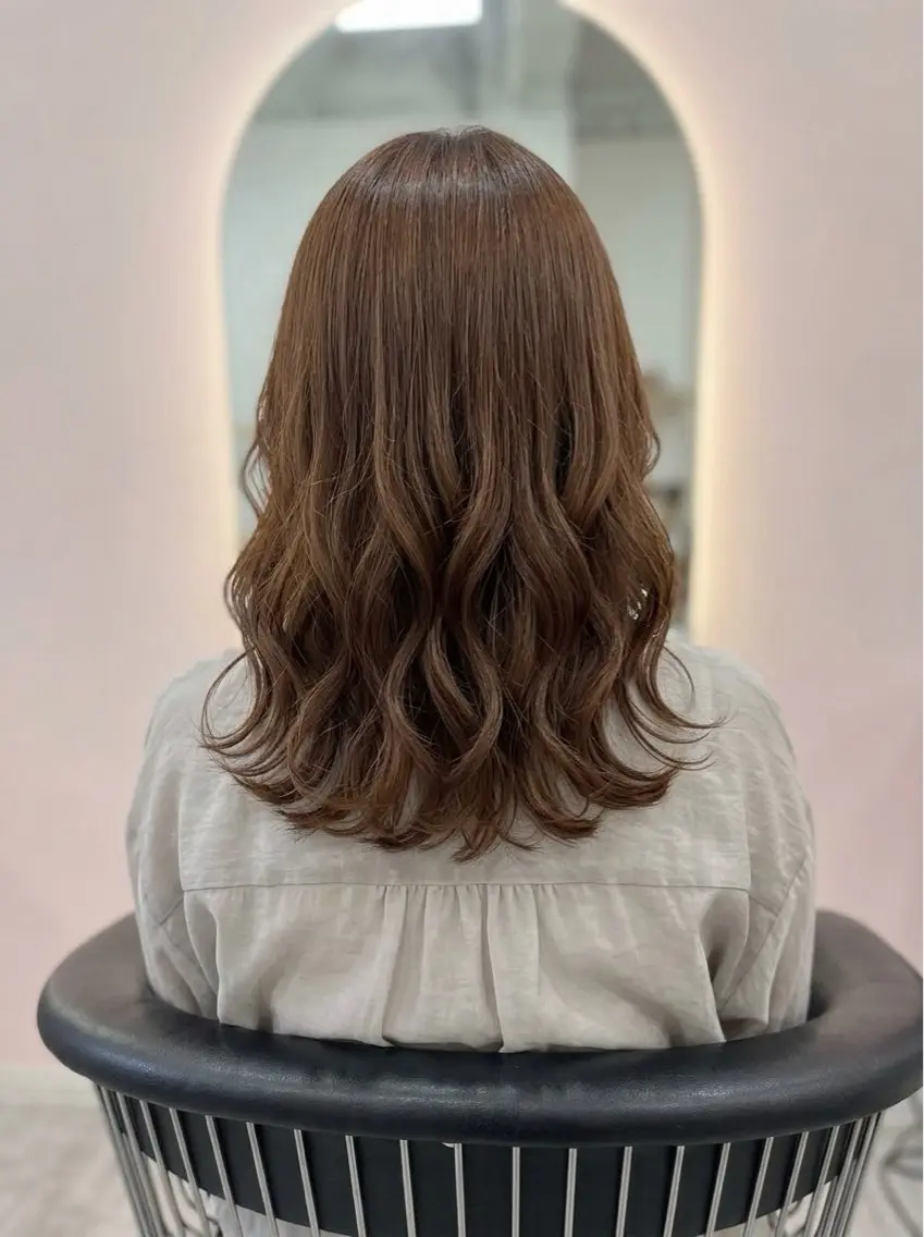 セミロング カラー バレイヤージュ ベージュカラー ブリーチ ブラウンカラー ダブルカラー ヘアカラー トリートメント 浅草駅徒歩8分/メ ンズ特化/久保 歩夢のヘアスタイル