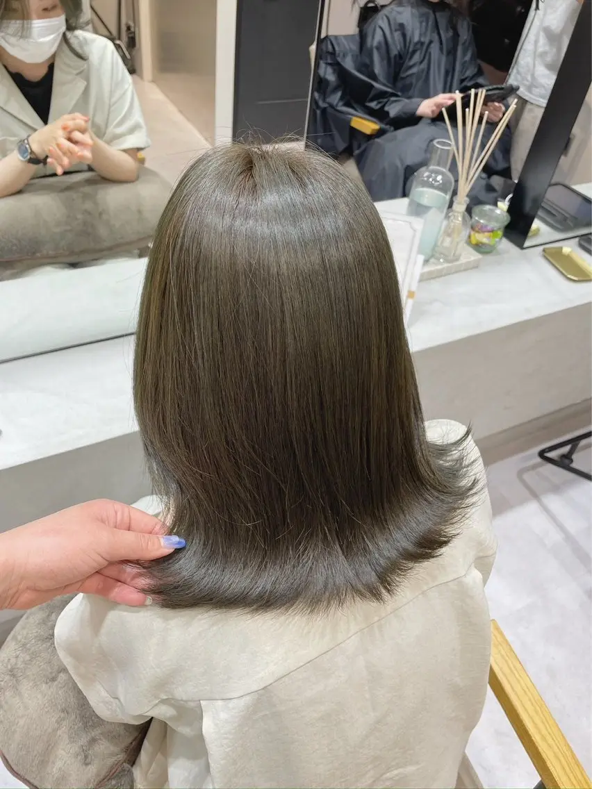 ミディアム カラー ショート 特化｜Hinaのヘアスタイル