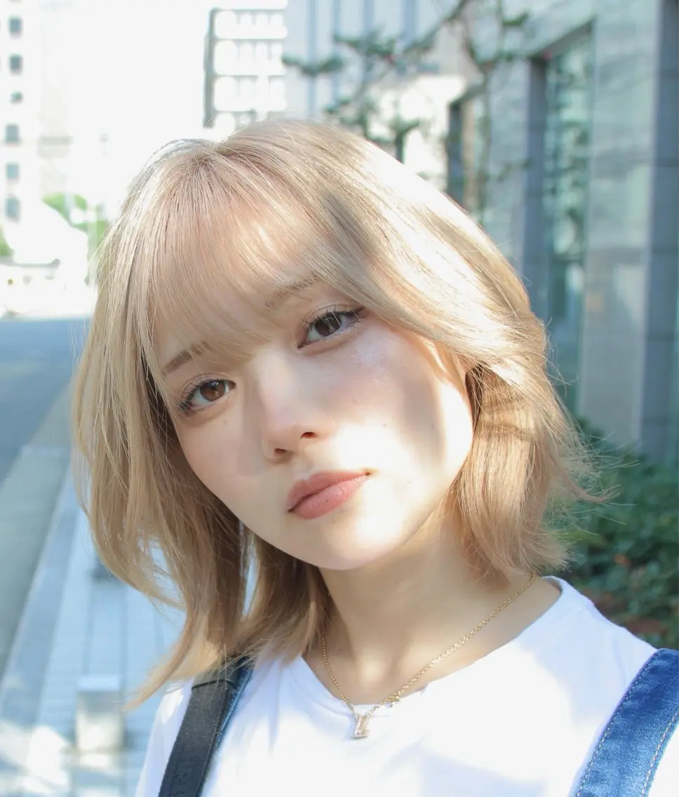 ショート カラー ベージュカラー ハイトーンカラー ミルクティーベージュ ボブ ヘアカラー ハイトーンボブ /tasukuのヘアスタイル