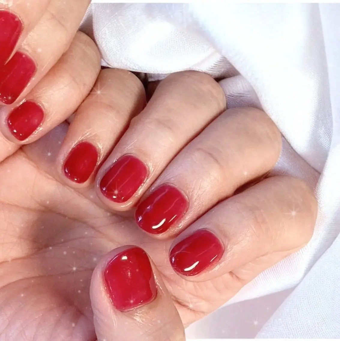 ネイル 赤色 ハンドネイル Best Nail Yu🎀🫧のネイルデザイン
