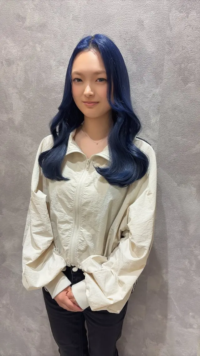 ロング カラー ブリーチ ブルーカラー ネイビーカラー ヘアカラー トリートメント 名駅/マンツーマン 半個室/まいのヘアスタイル