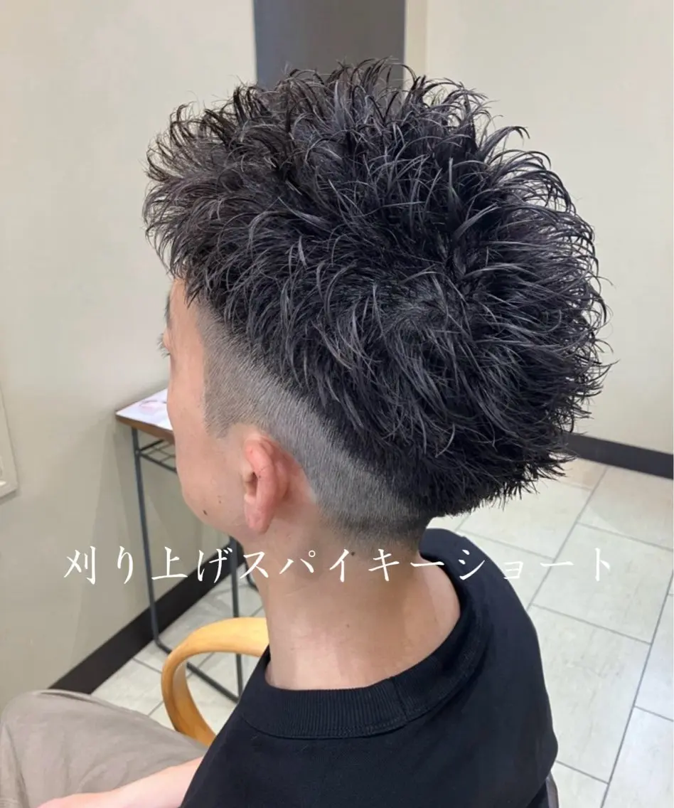 メンズ スパイキーショート 刈り上げ 吉田 健吏のヘアスタイル