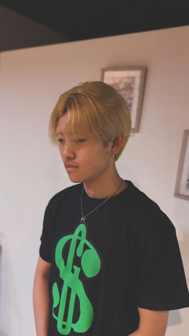 カラー ブリーチ 抜きっぱなしブロンド ヘアカラー よぐ ちのヘアスタイル