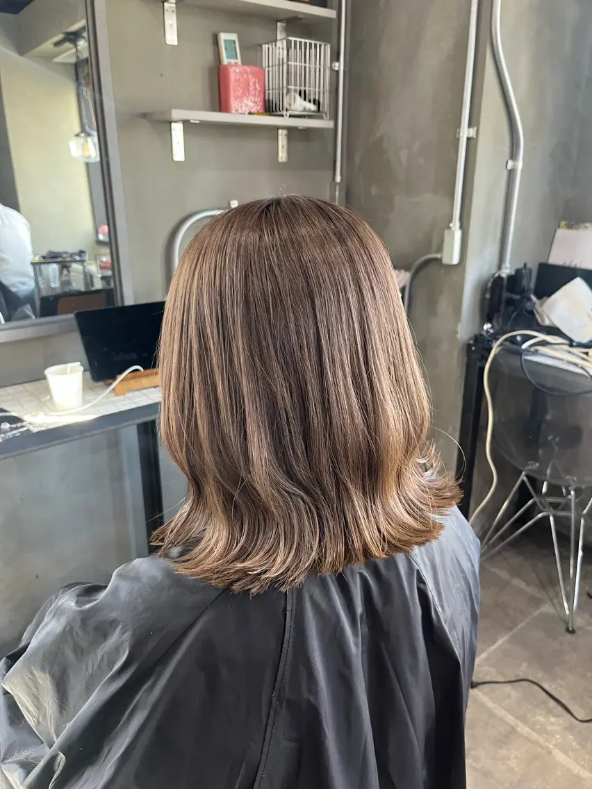 ミディアム カラー グレージュ シアーグレージュ カット ヘアカラー トリートメント 透明感♥韓国ヘア HINAのヘアスタイル