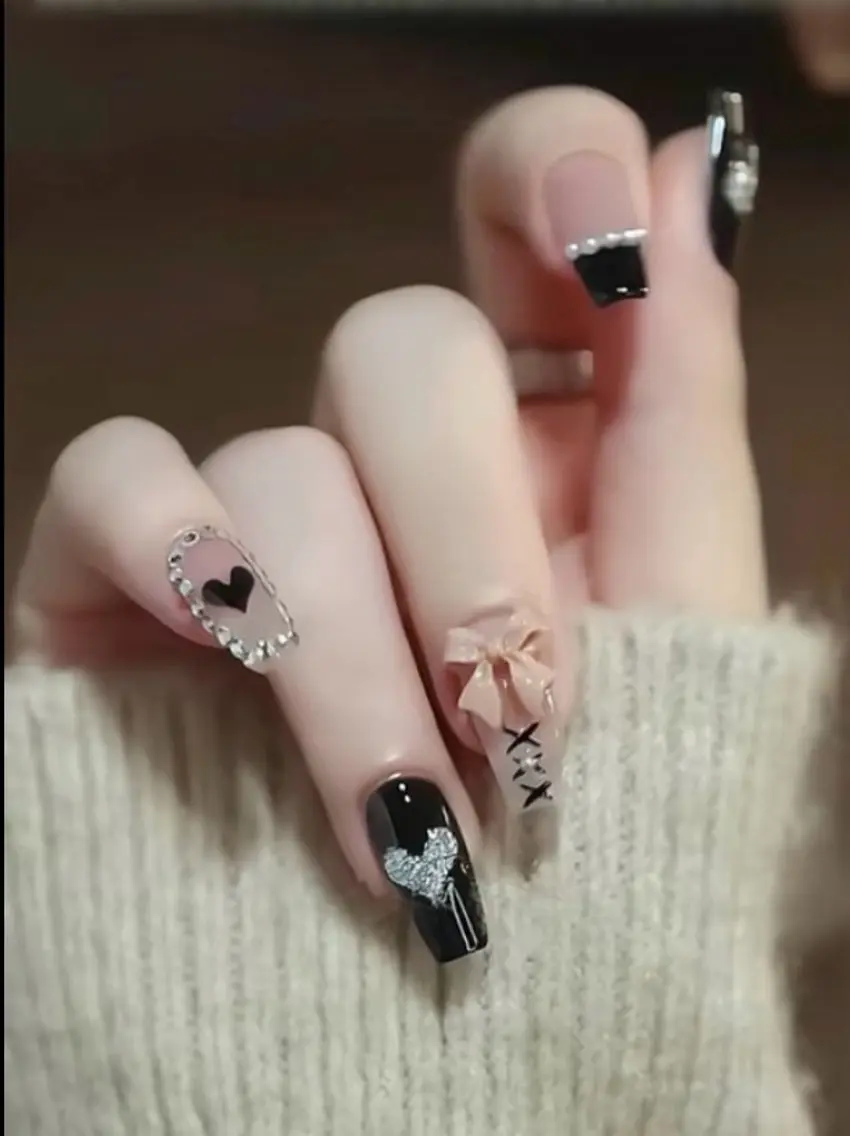 ネイル チークネイル 長さ出し フレンチネイル ガーリー 韓国ネイル sun nail池袋 モデル募集のネイルデザイン