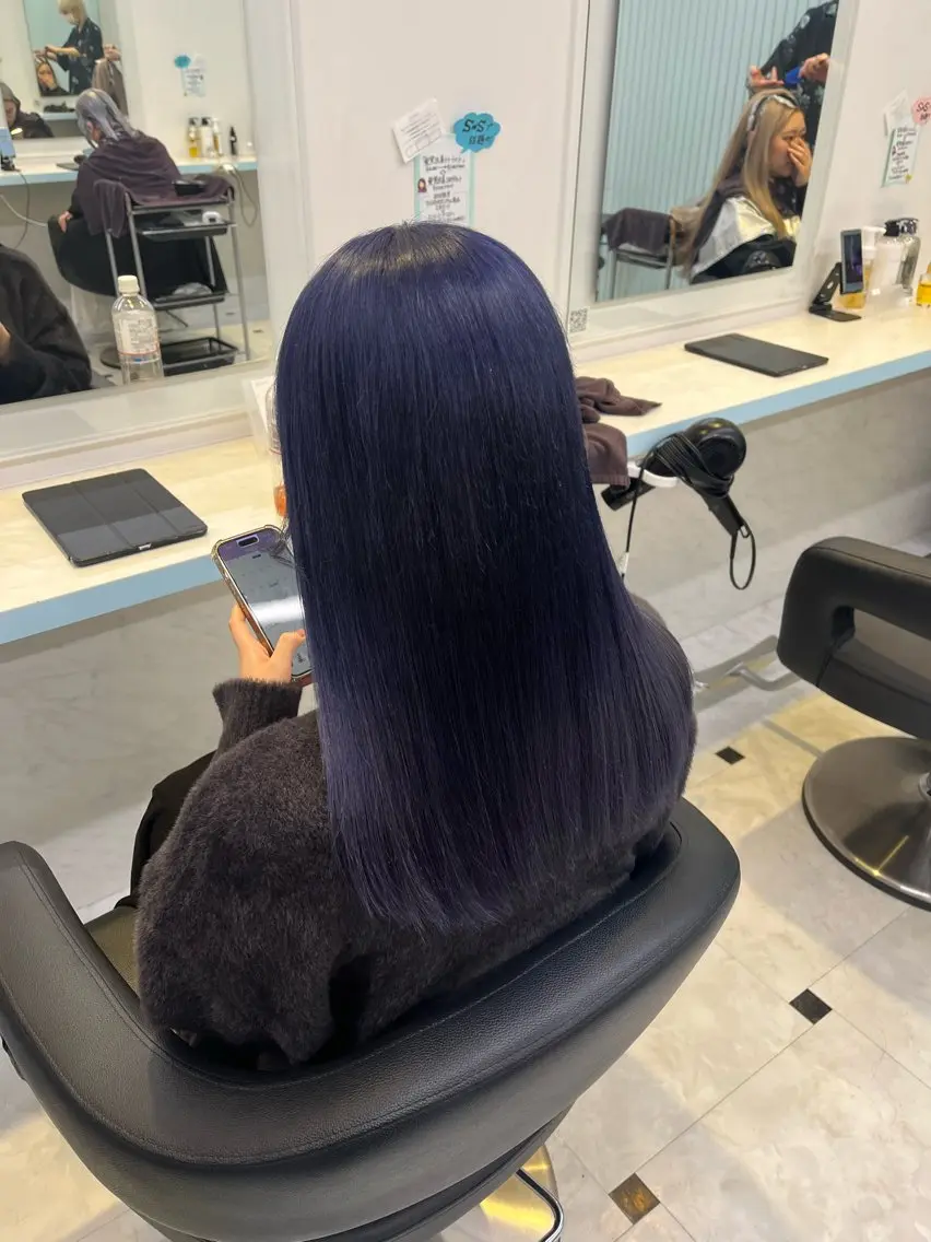 セミロング カラー ヘアカラー トリートメント ブリーチカラー 🩵MIZUKIのヘアスタイル