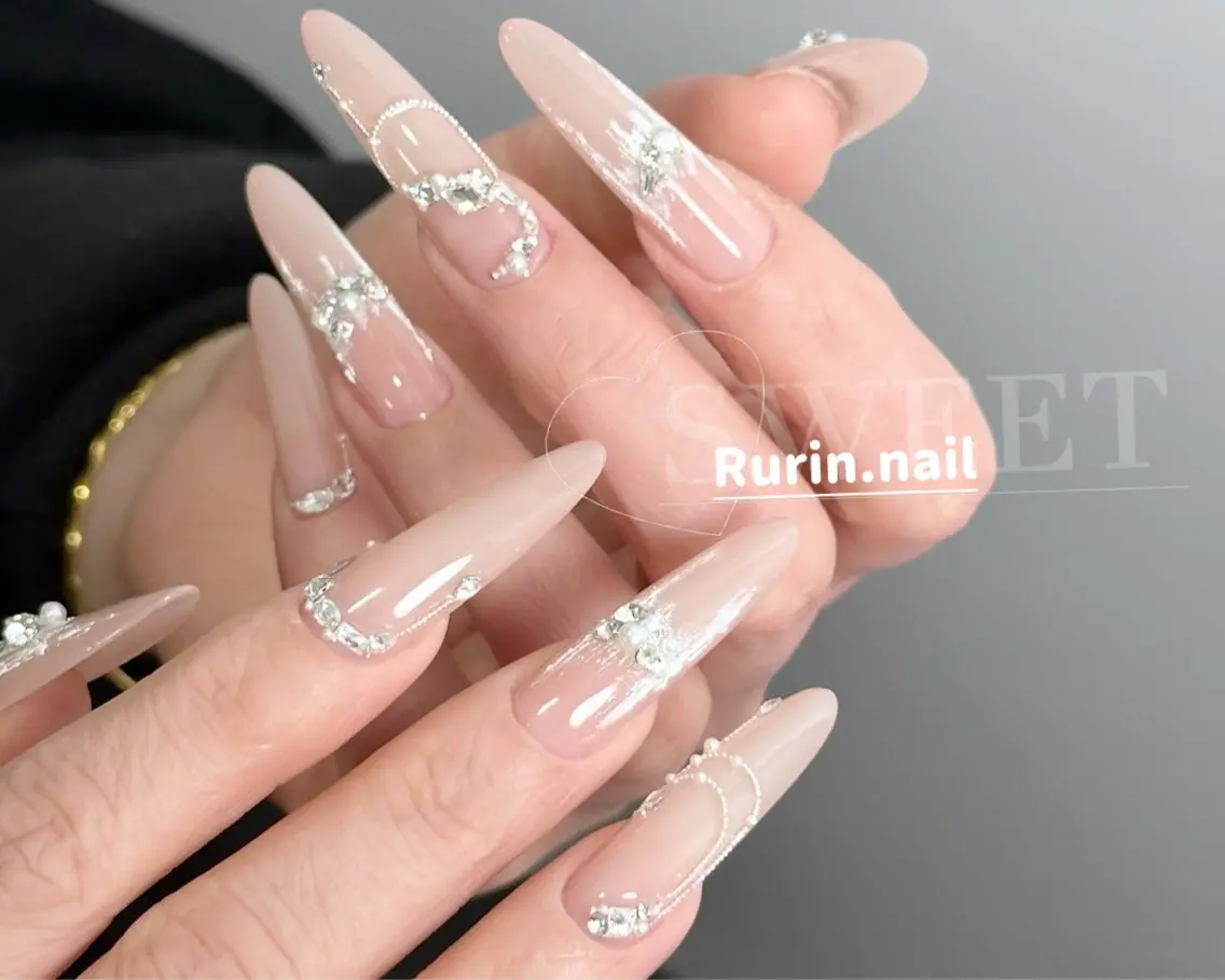 ネイル ハンドネイル ルリン サロン💅のネイルデザイン