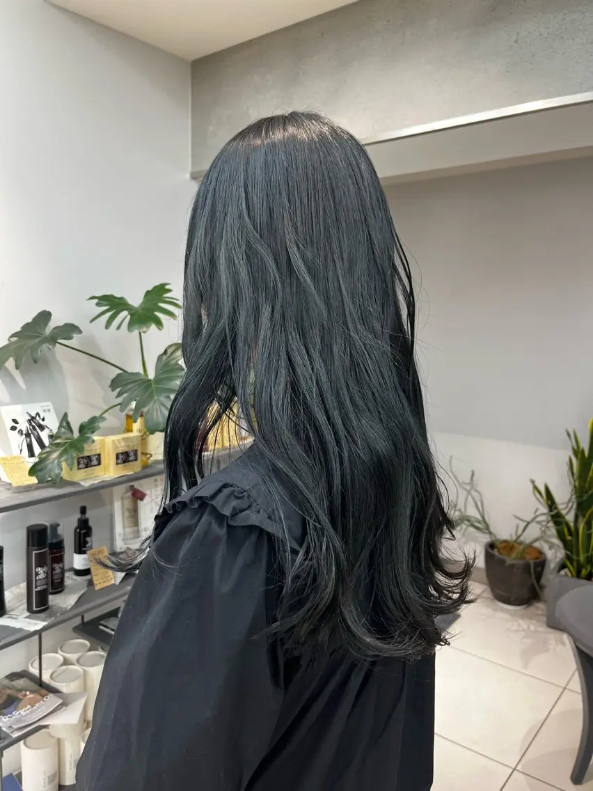 ロング カラー ウルフ🦋顔まわり ❤︎ ͛めいのヘアスタイル