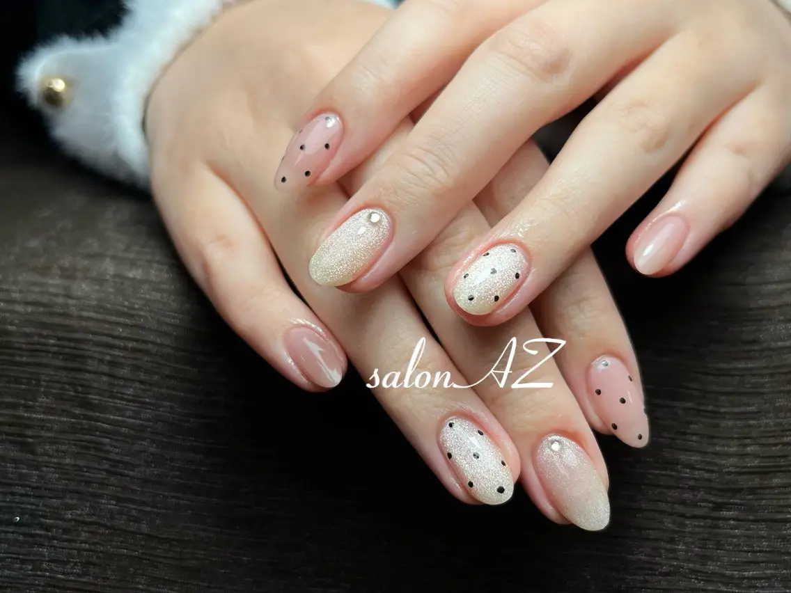 ネイル 長さ出し フットネイル フレンチネイル マグネットネイル ニュアンスネイル salon AZのネイルデザイン