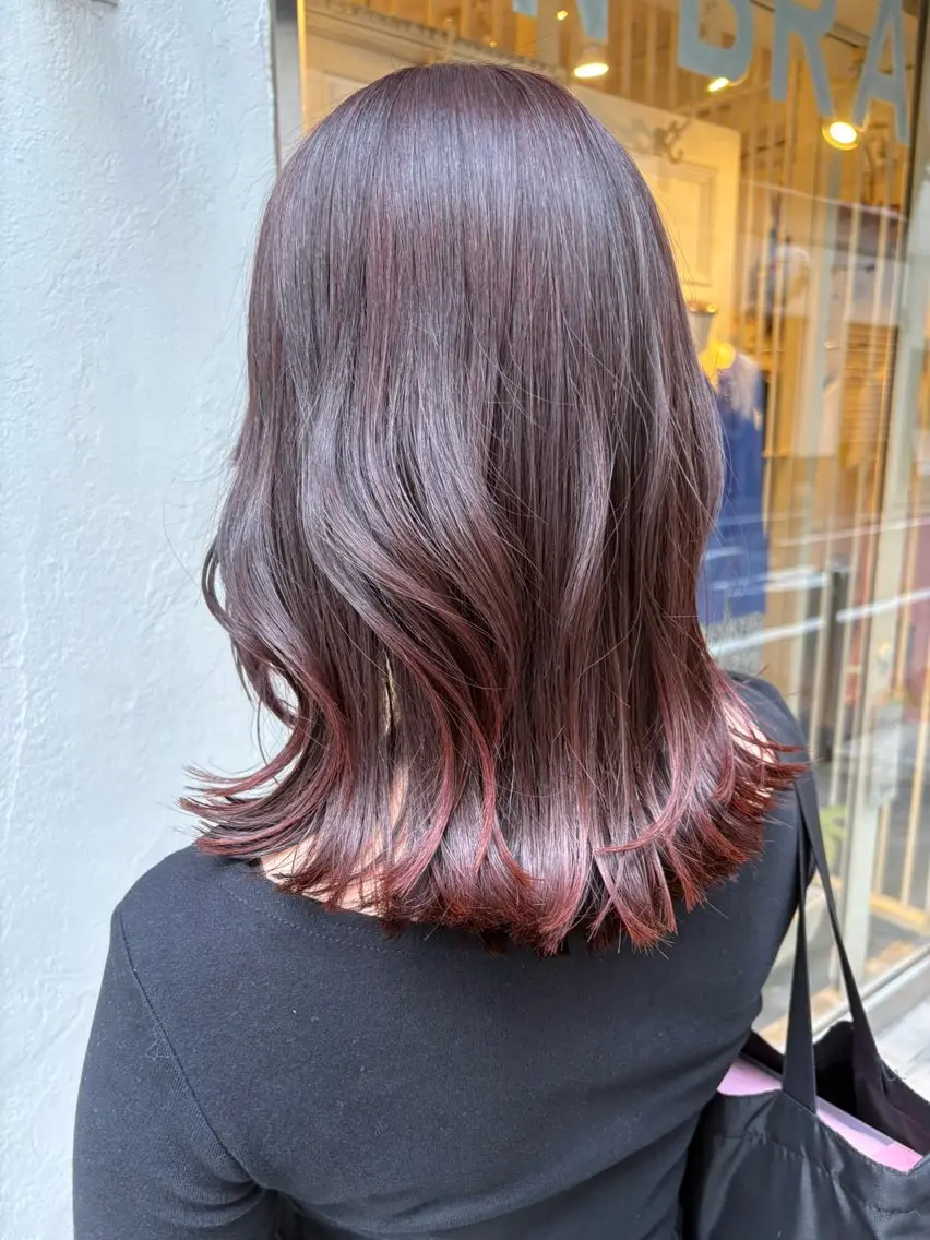ミディアム カラー ブリーチ ピンクカラー レッドカラー カット ヘアカラー トリートメント なぎさ 🎀 / 透明感カラー/心斎橋のヘアスタイル