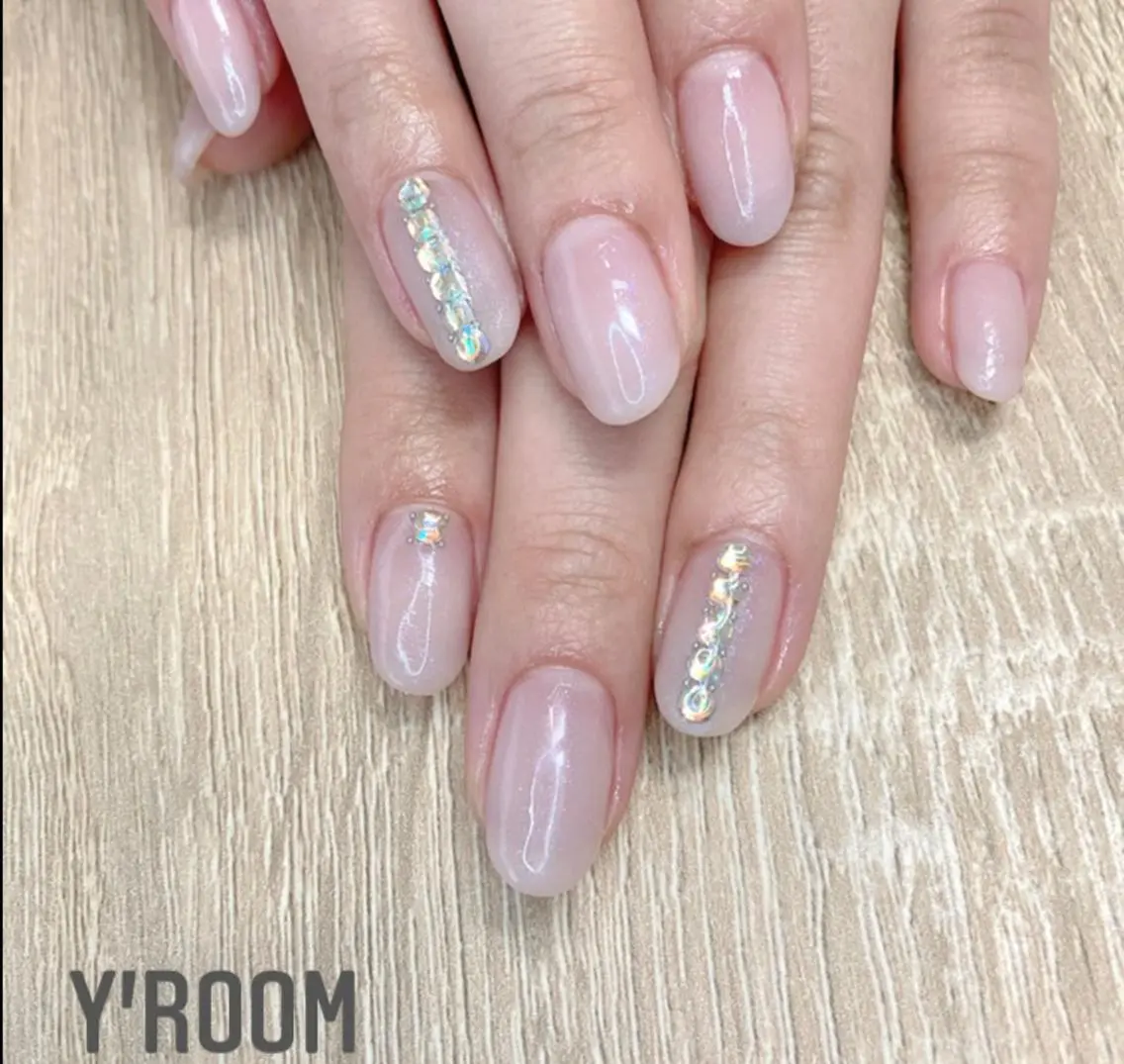 ネイル オーロラネイル フラッシュネイル ジェルネイル グラデーション 氷ネイル・うるうるネイル YUKA (ネイリスト)のネイルデザイン