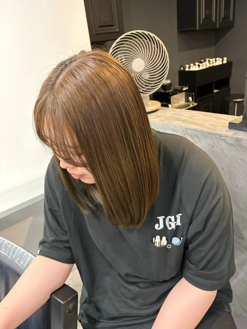 ミディアム カラー 透明感カラー ヘアカラー ENVY Rikoのヘアスタイル