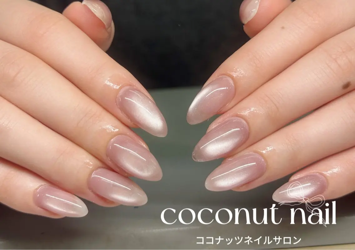 ネイル べっ甲ネイル フレンチネイル キラキラネイル マグネットネイル 大理石ネイル(マーブル) ハンドネイル 神田 ココナッツのネイルデザイン
