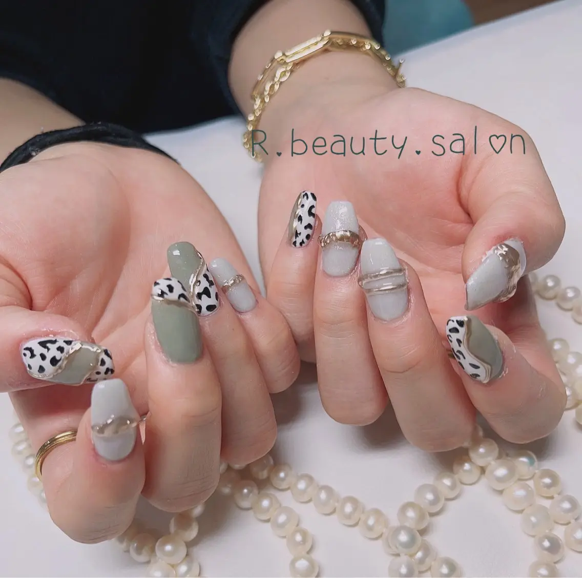 ネイル R.beauty サロンのネイルデザイン
