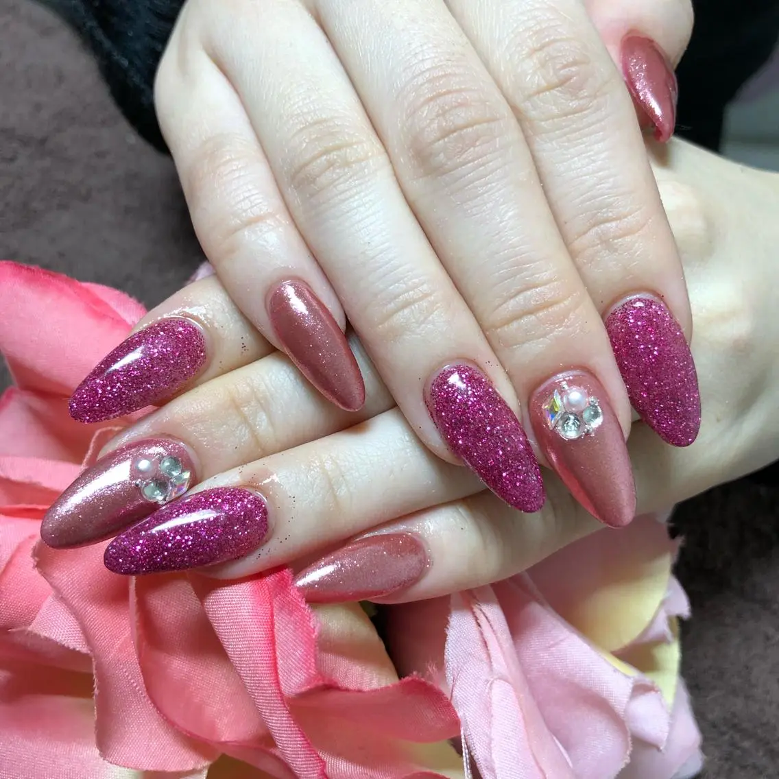 ミディアム ネイル ミラーネイル ハンドネイル 《LB》ラブリエ Nail&eyeのマツエク・マツパデザイン