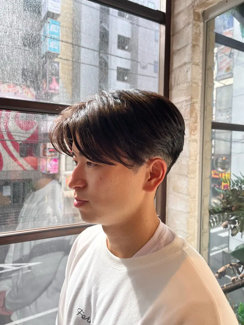 ショート 縮毛矯正／艶カラー アオキタイキのヘアスタイル