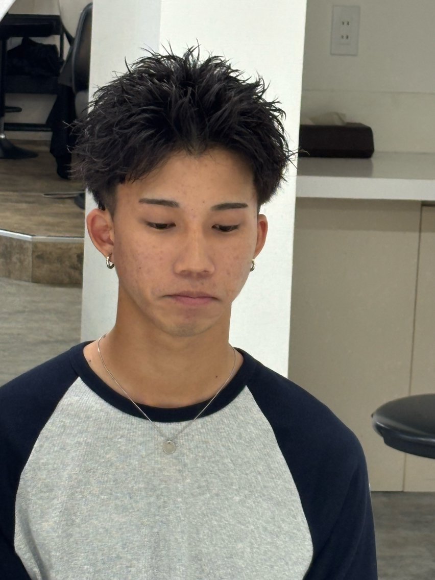 パーマ メンズ 西嶋 大凱のヘアスタイル