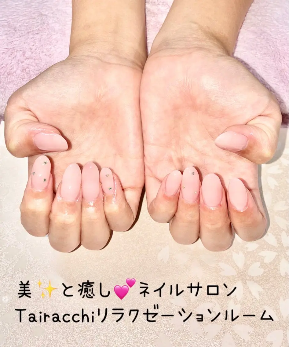 ネイル 長さ出し ロングネイル ストーンネイル ネイルチップ ハンドネイル Tairacchi タイラッチのエステ・リラクイメージ