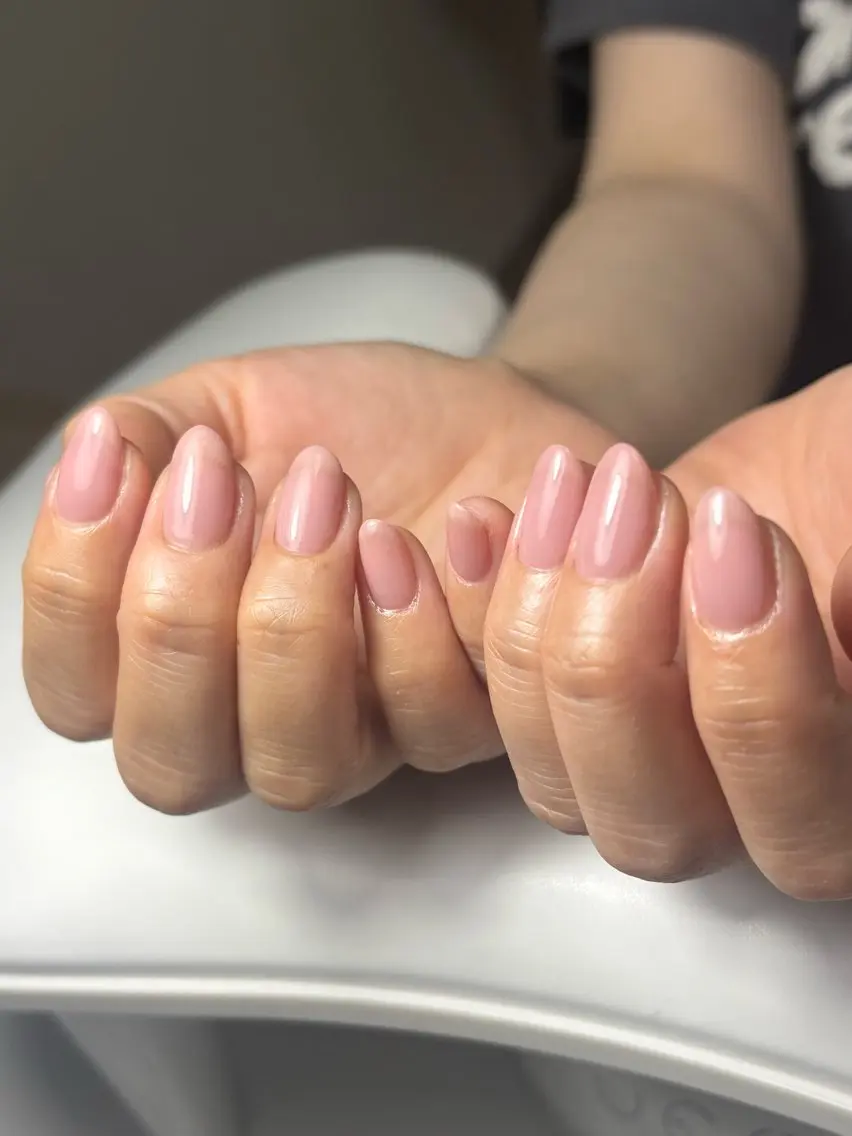 ネイル ワンカラーネイル 【大人上品ネイル】 ゆい🌷のネイルデザイン