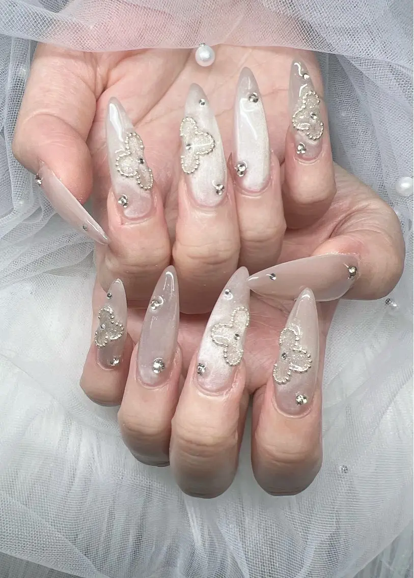 ネイル 長さ出し キラキラネイル マグネットネイル ネイルチップ ハンドネイル Lee Nails チップ長さだし専門店のネイルデザイン