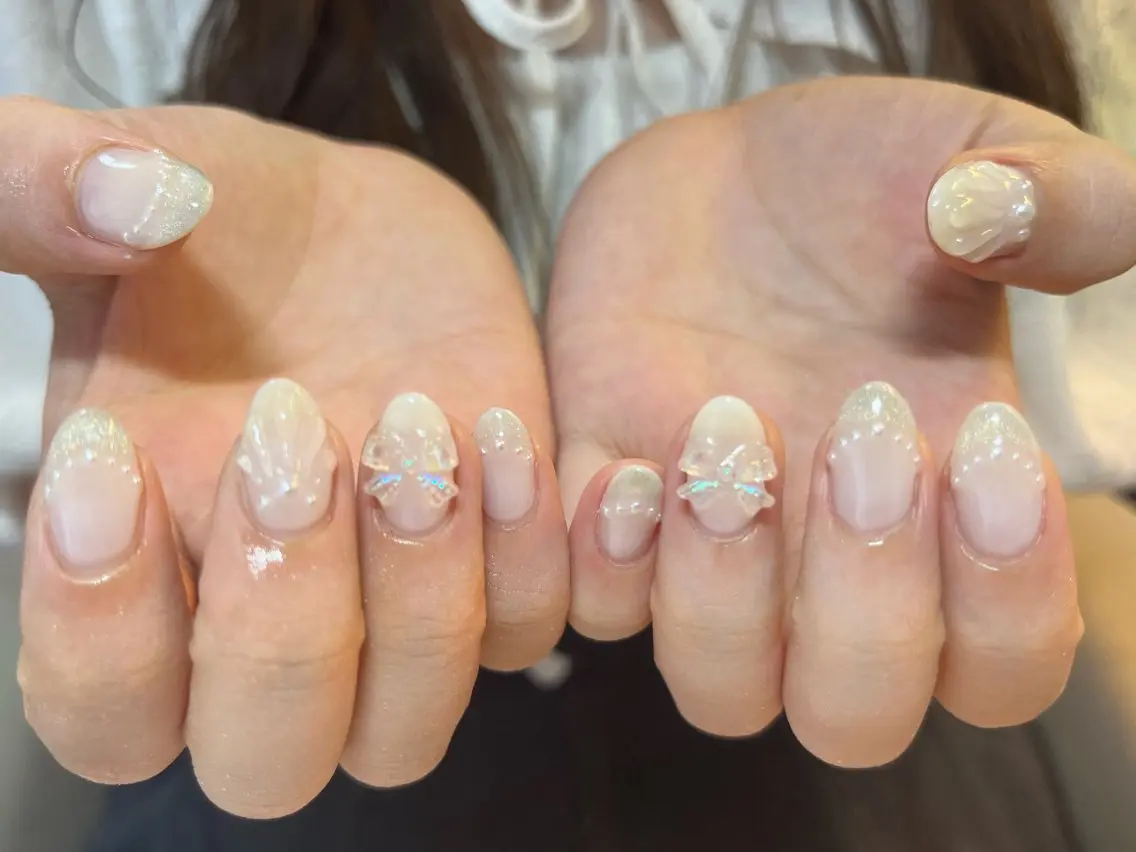 ネイル ハンドネイル pyoru shihoriのヘアスタイル