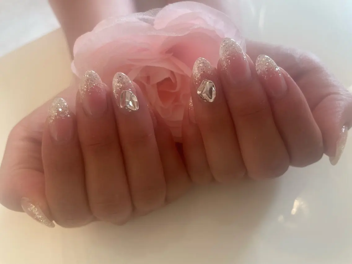 ネイル ♡ビジュール♡ NAIL &まつ毛のマツエク・マツパデザイン