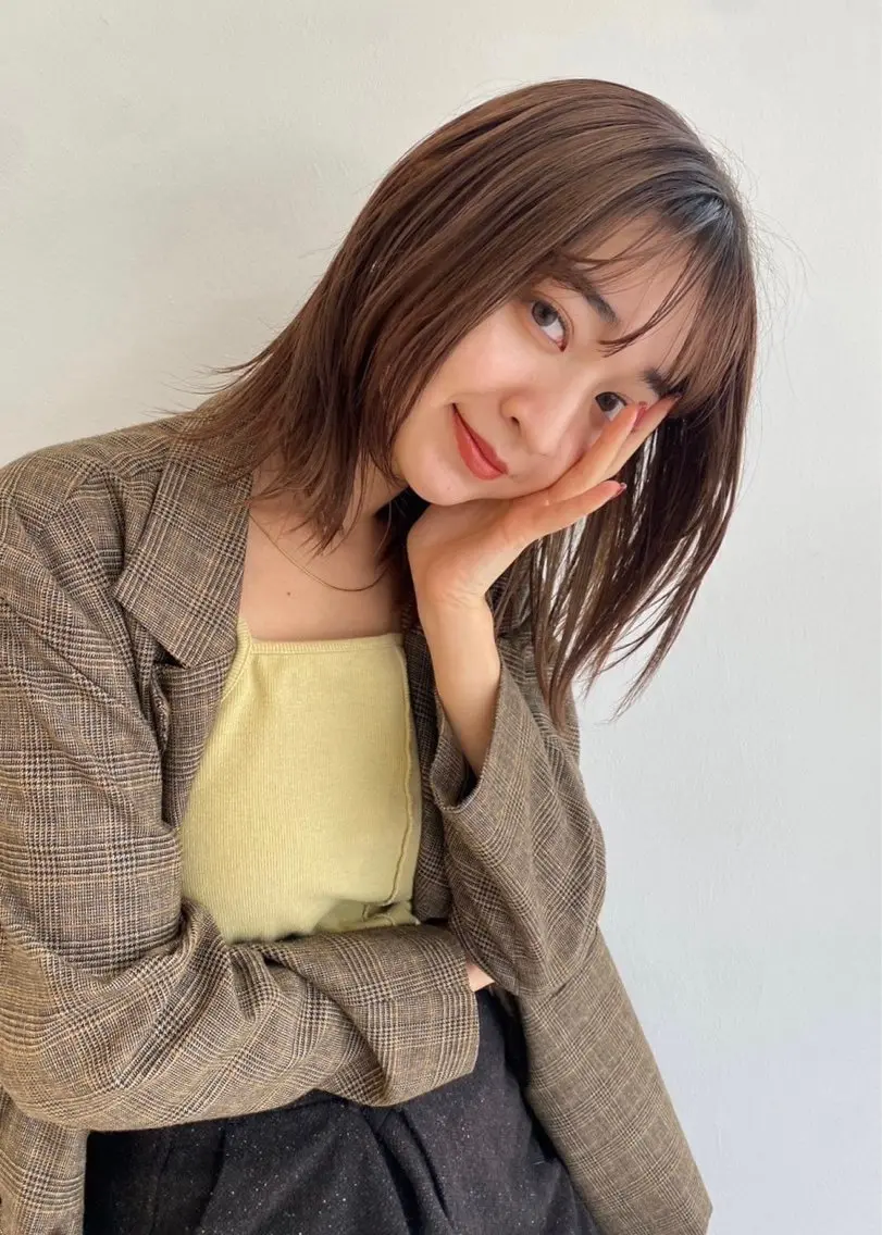 ミディアム 外ハネヘア 鈴木 崇之のヘアスタイル