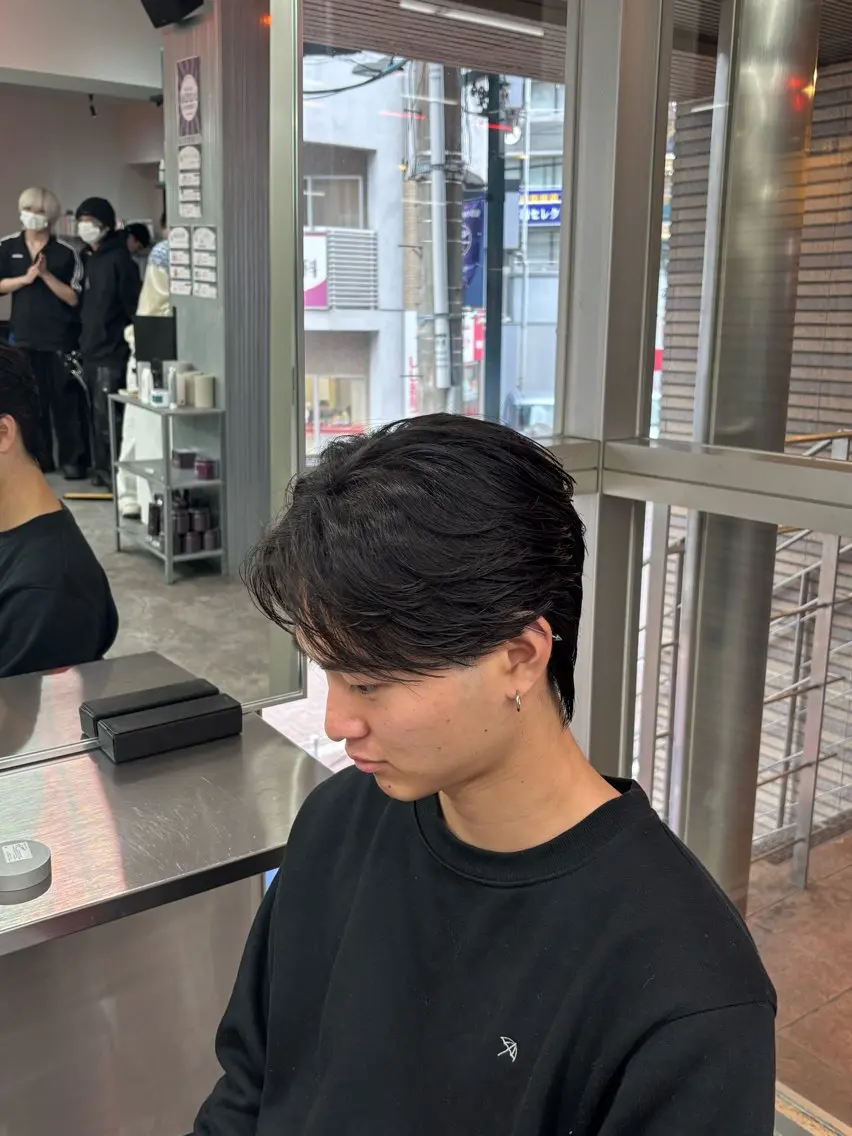パーマ メンズハイトーン 北斗💍レイヤーのヘアスタイル