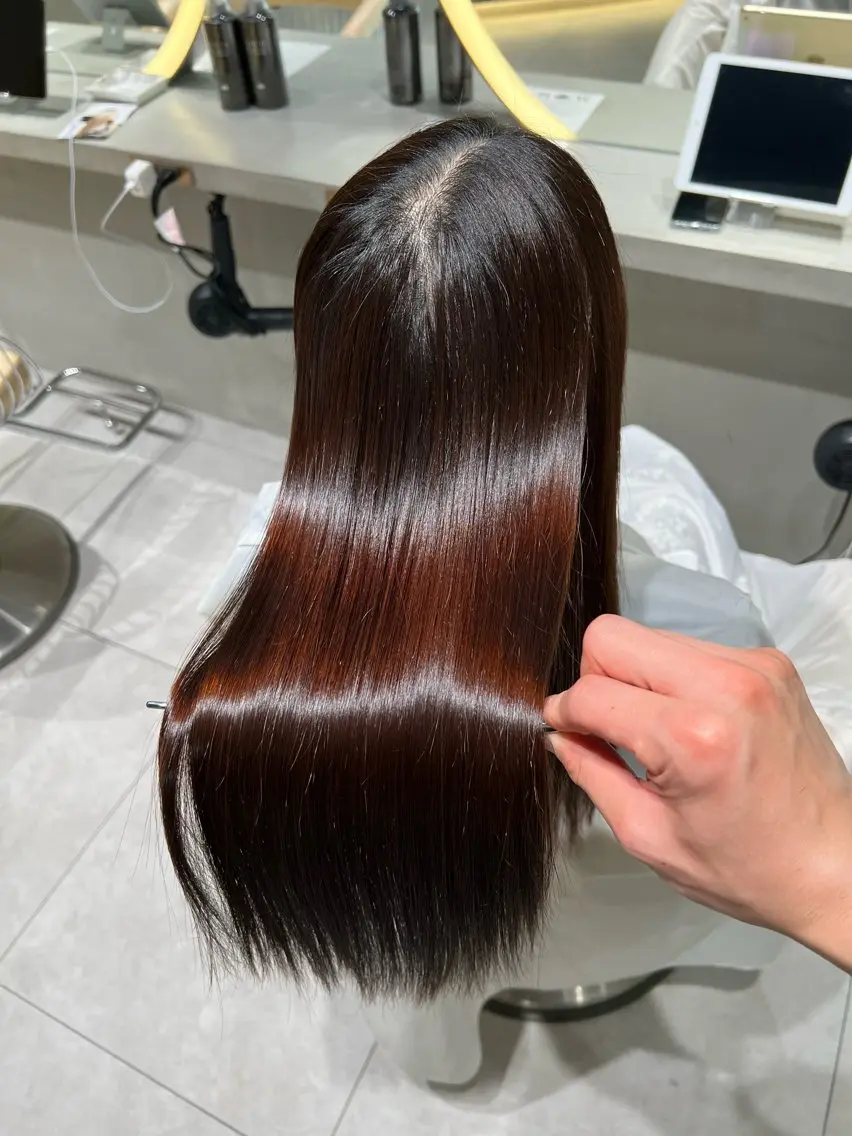 ロング 縮毛矯正 カット 縮毛矯正 トリートメント 福岡縮毛矯正✨️ ストレート 向井和輝のヘアスタイル