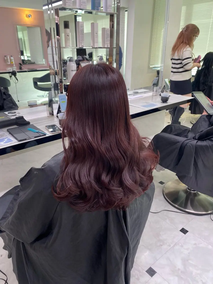 ロング ヘアカラー トリートメント ヘッドスパ ヘアセット ♥️韓国風透明感 暖色misa♥️のヘアスタイル