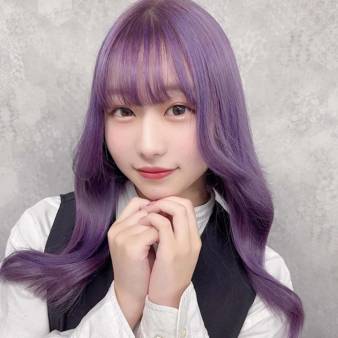 ロング カラー ヘアアレンジ ヘアカラー トリートメント ヘアセット 韓国レイヤーカット/ 儚げカラーチナツのヘアスタイル