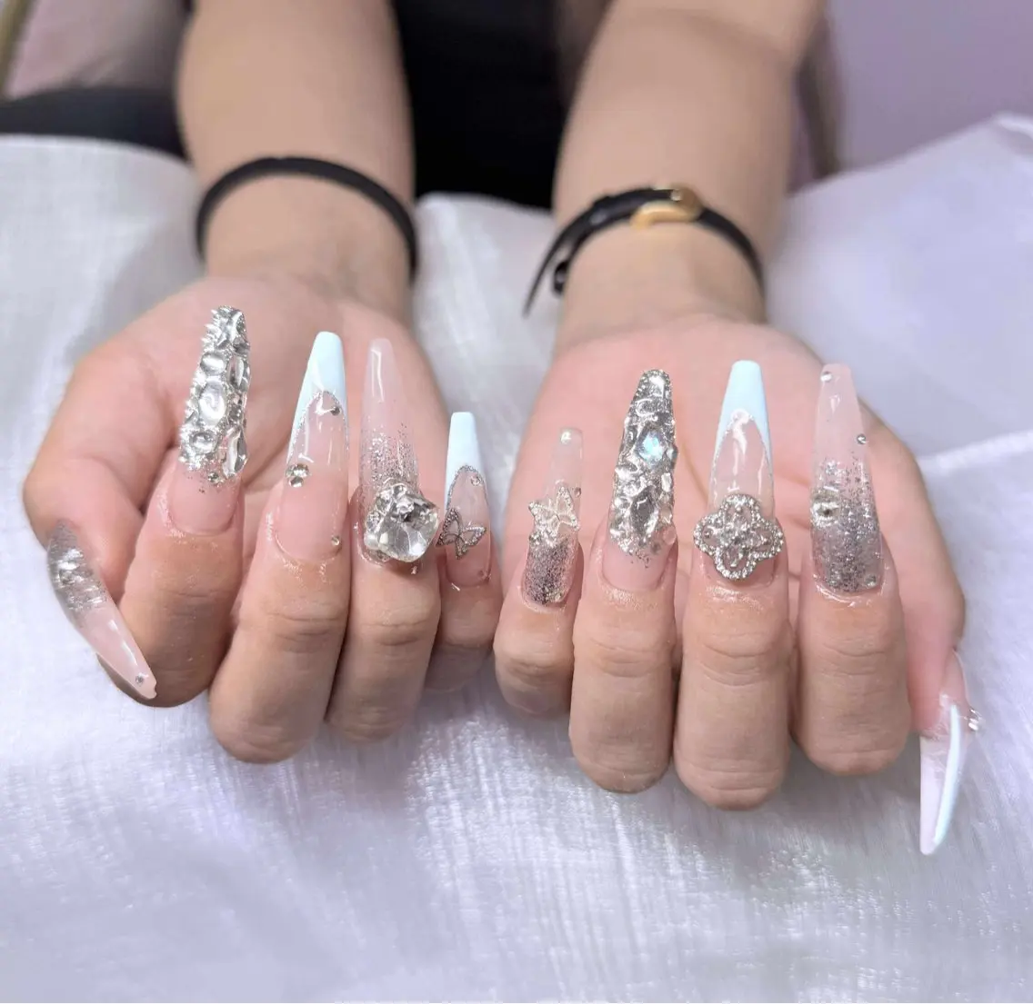 ネイル ハンドネイル Lee Nailsのネイルデザイン