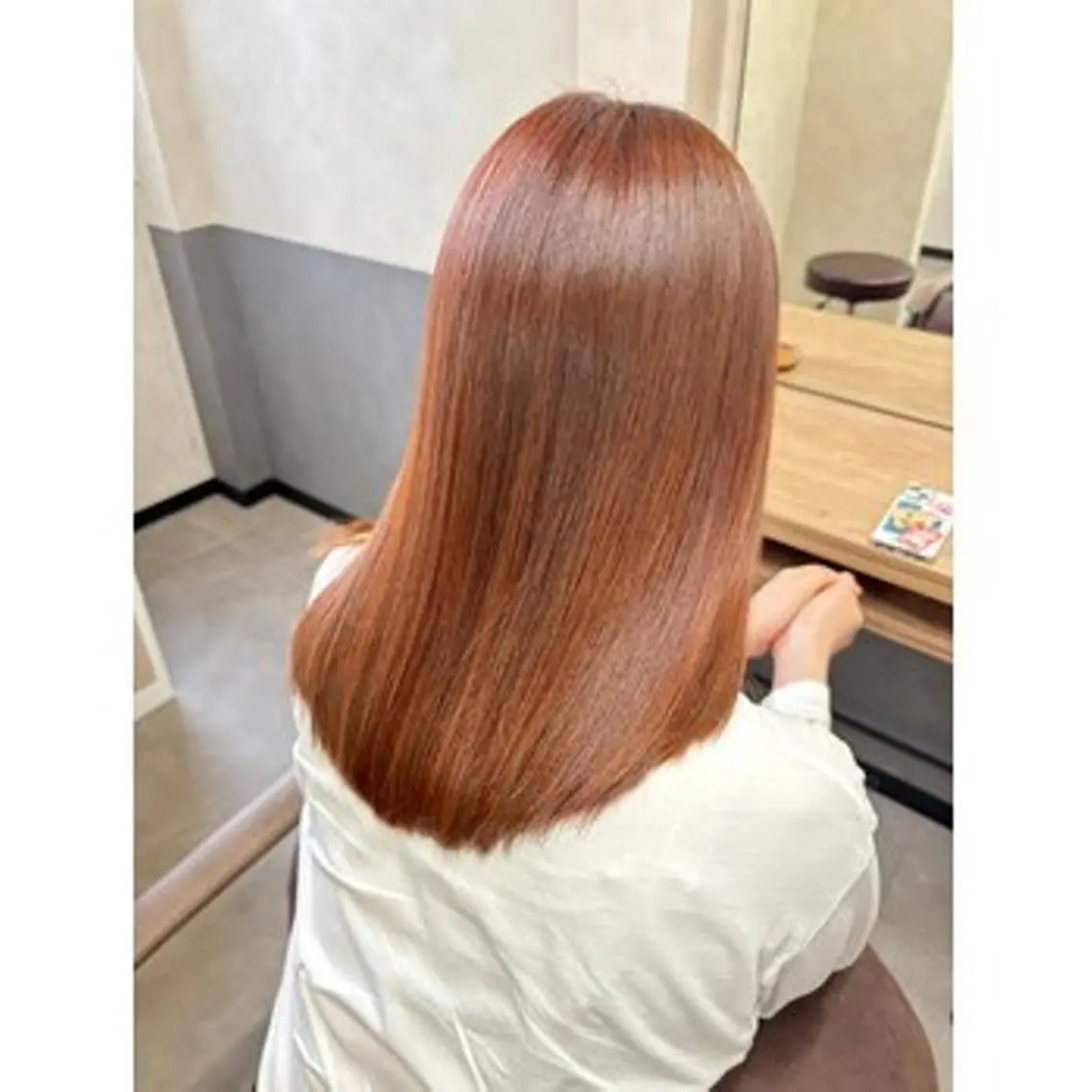 セミロング カット ヘアカラー トリートメント TELAHAIR 髪質改善特化型サロンのヘアスタイル