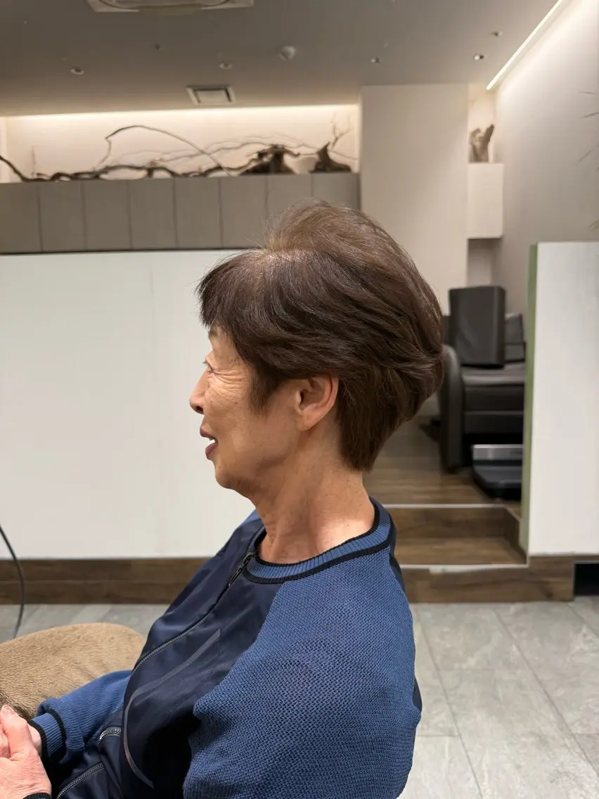 ショート パーマ 小野寺 結唯のヘアスタイル