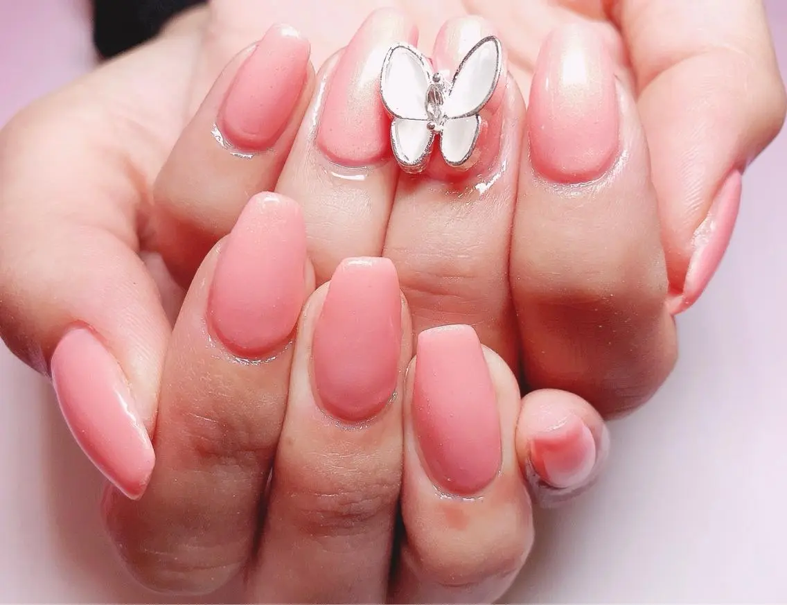 ネイル miu miuのネイルデザイン