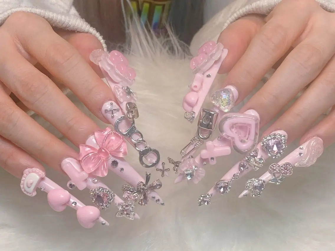 ネイル オーロラネイル ブラウン フラッシュネイル フラワーネイル ホログラムネイル ハンドネイル Rei _Nail 新宿のネイルデザイン