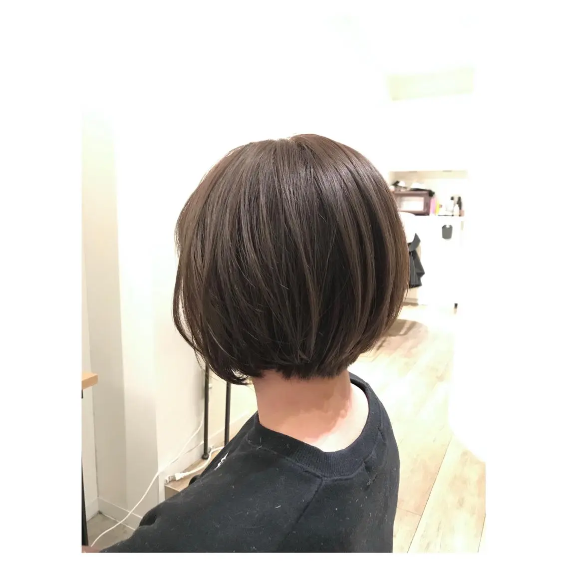 ショート カラー グレージュ ボブ カット ヘアカラー トリートメント 悩める癖毛の救世主✨ あべタクヤ🫧のヘアスタイル