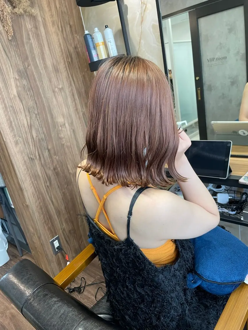 ショート カラー カット ヘアカラー トリートメント Lull1人美容室 バレイヤージュのヘアスタイル