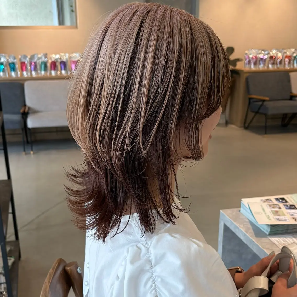 セミロング カラー 小顔カット🎀 暖色カラー🍒のヘアスタイル