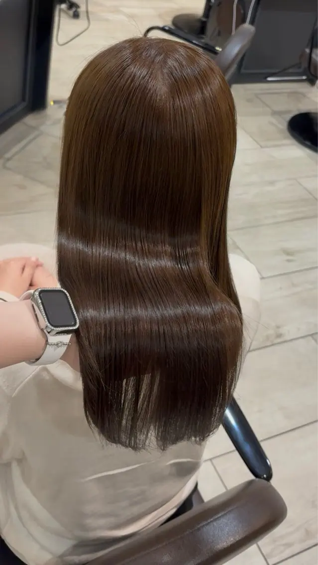 セミロング カット ヘアカラー nozomi ‎‎🤍のヘアスタイル