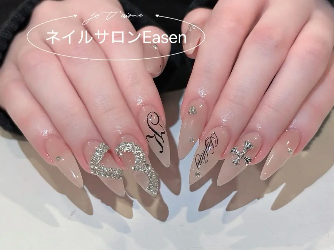 ネイル ネイルサロン Easenのネイルデザイン