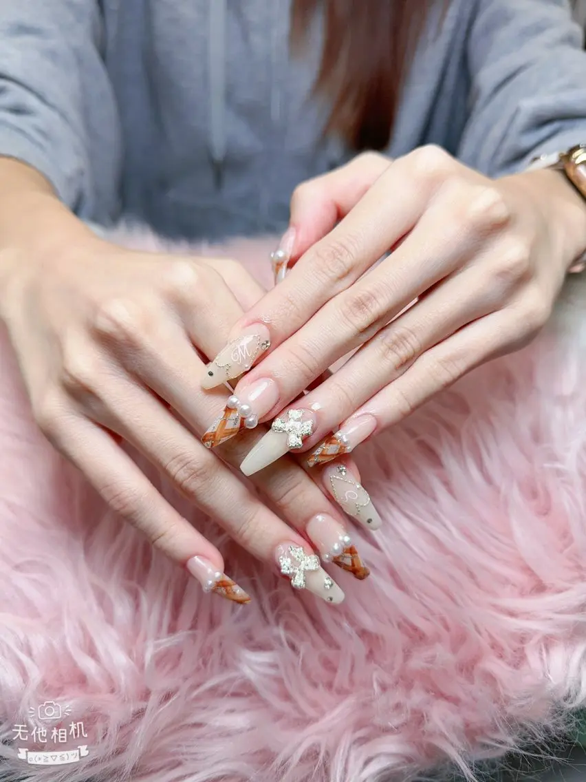 ネイル 長さ出し フレンチネイル グラデーション 韓国ネイル マグネットネイル ハンドネイル VB HEAVEN nailのネイルデザイン