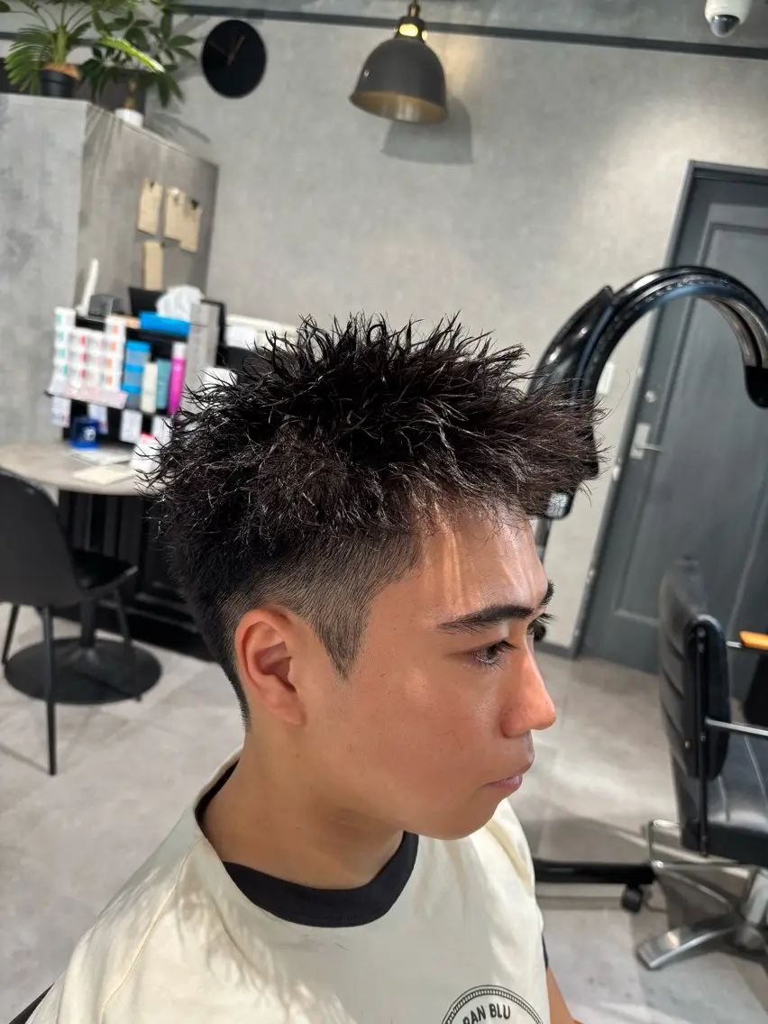 ショート メンズ スパイキーショート ショートヘア カット パーマ メンズ専門店NEXT NEO パーマ特化のヘアスタイル