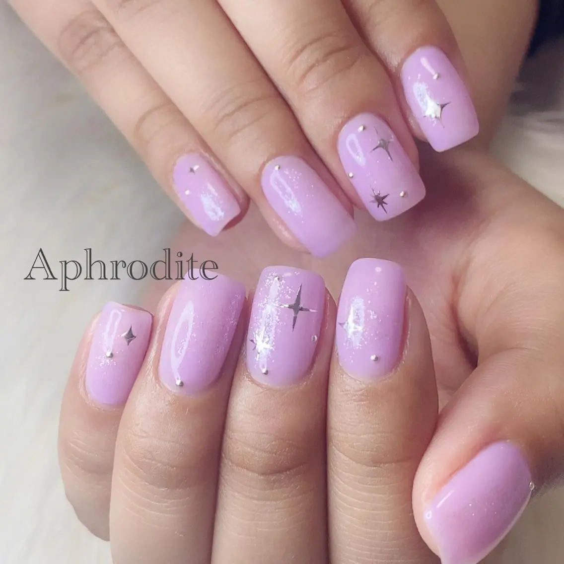 ネイル Aphrodite パラジェル認定サロンのネイルデザイン