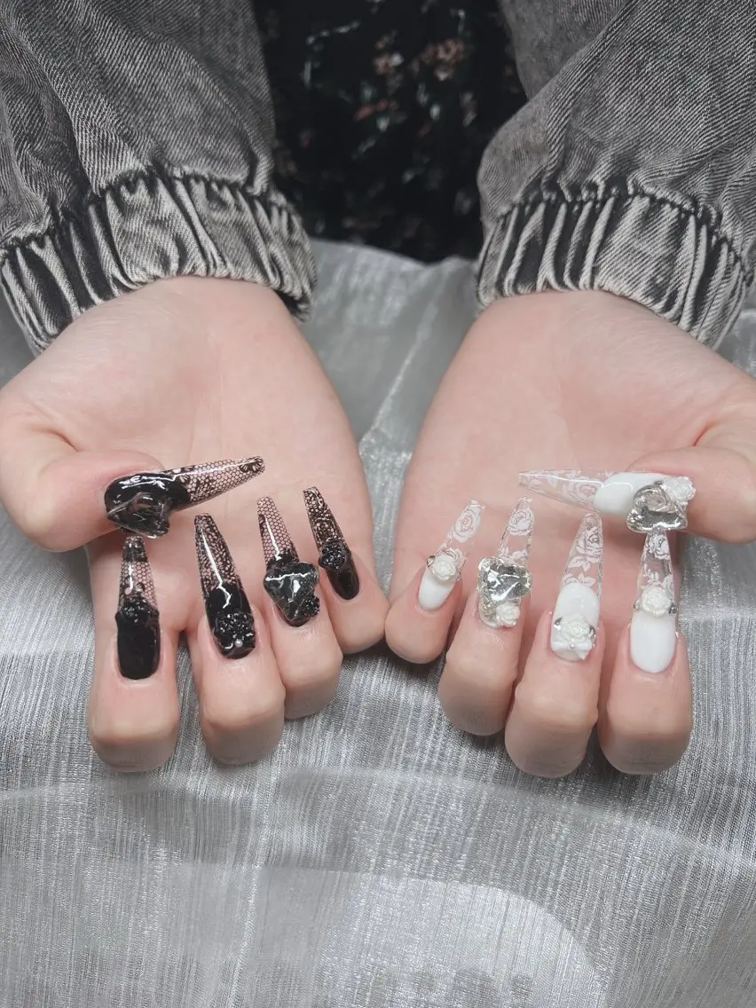 ネイル オーロラネイル チークネイル 長さ出し フットネイル フレンチネイル Lee Nails チップ長さだし専門店のネイルデザイン
