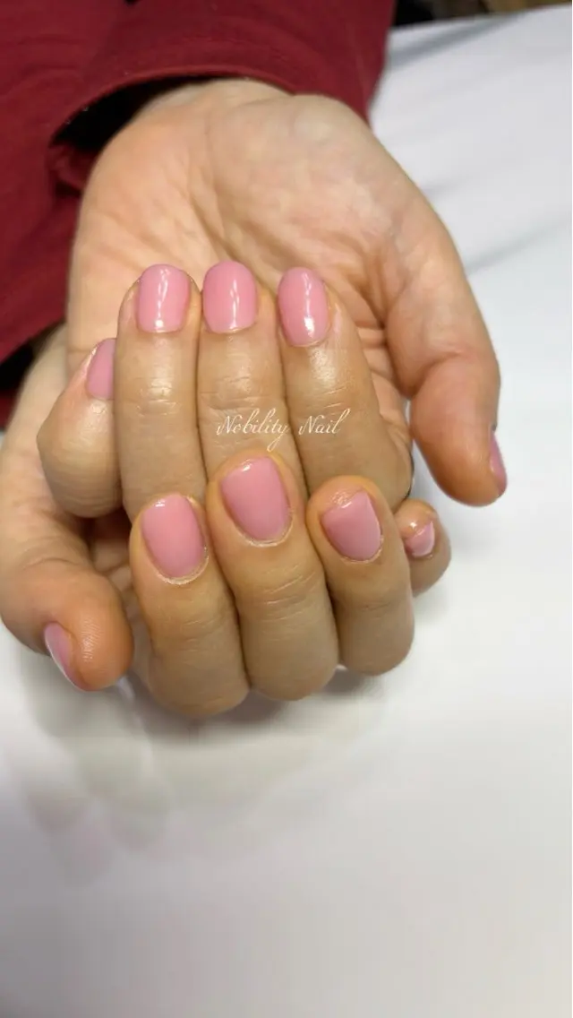 【新規様】ジェルワンカラー(長さ整え、甘皮ケア付き) ロング不可。他店様のジェルオフ無料。アート2本無料の写真