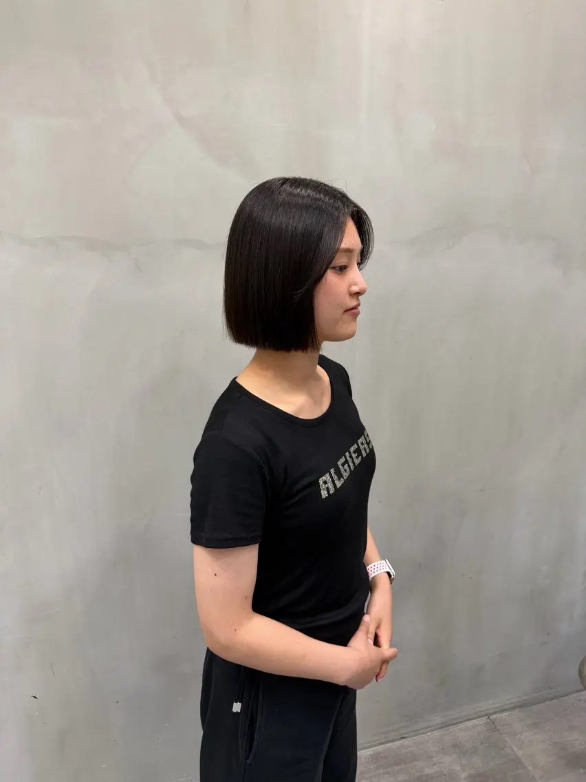 ショート ボブ 昼田 陸のヘアスタイル