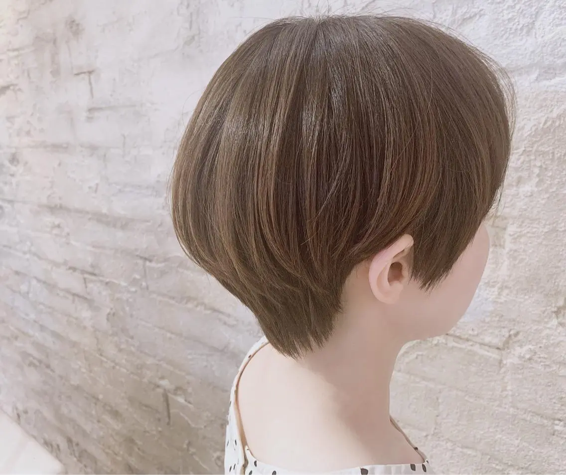 ショート ショートヘア 髪質改善 縮毛矯正/ レイヤー/銀座/本木のヘアスタイル