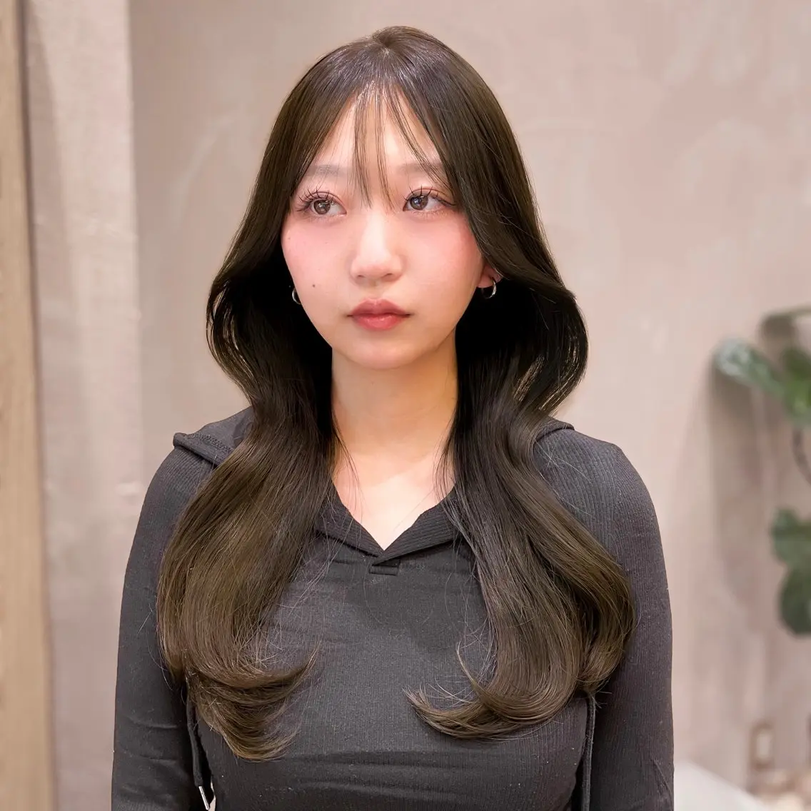 セミロング カラー 髪質改善 縮毛矯正 トリートメント HINA🎀韓国ヘア エクステ/小顔カットのヘアスタイル