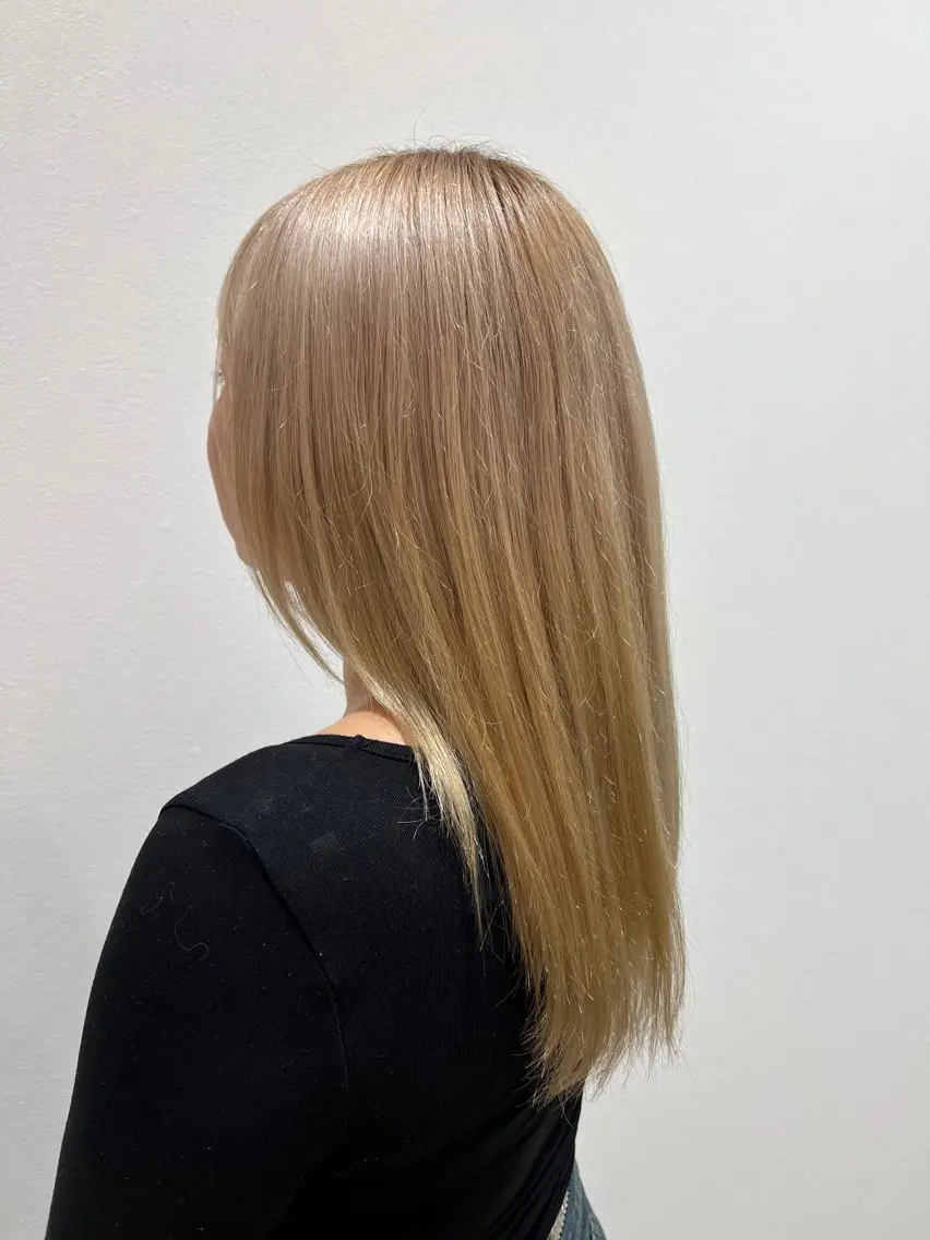 セミロング ヘアカラー トリートメント Kako .kのヘアスタイル